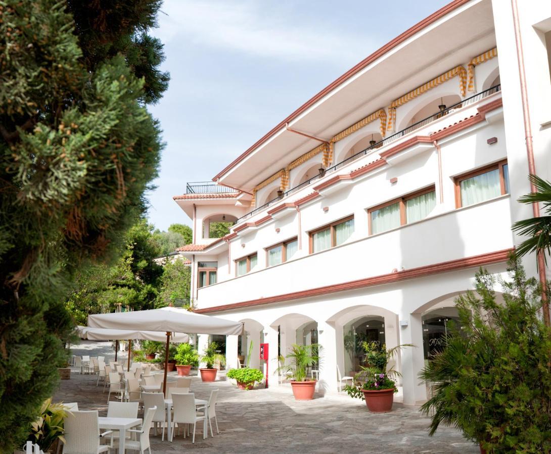 Hotel Paradiso Santa Maria di Castellabate Luaran gambar